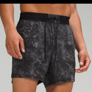 Lululemon short for men’s size S